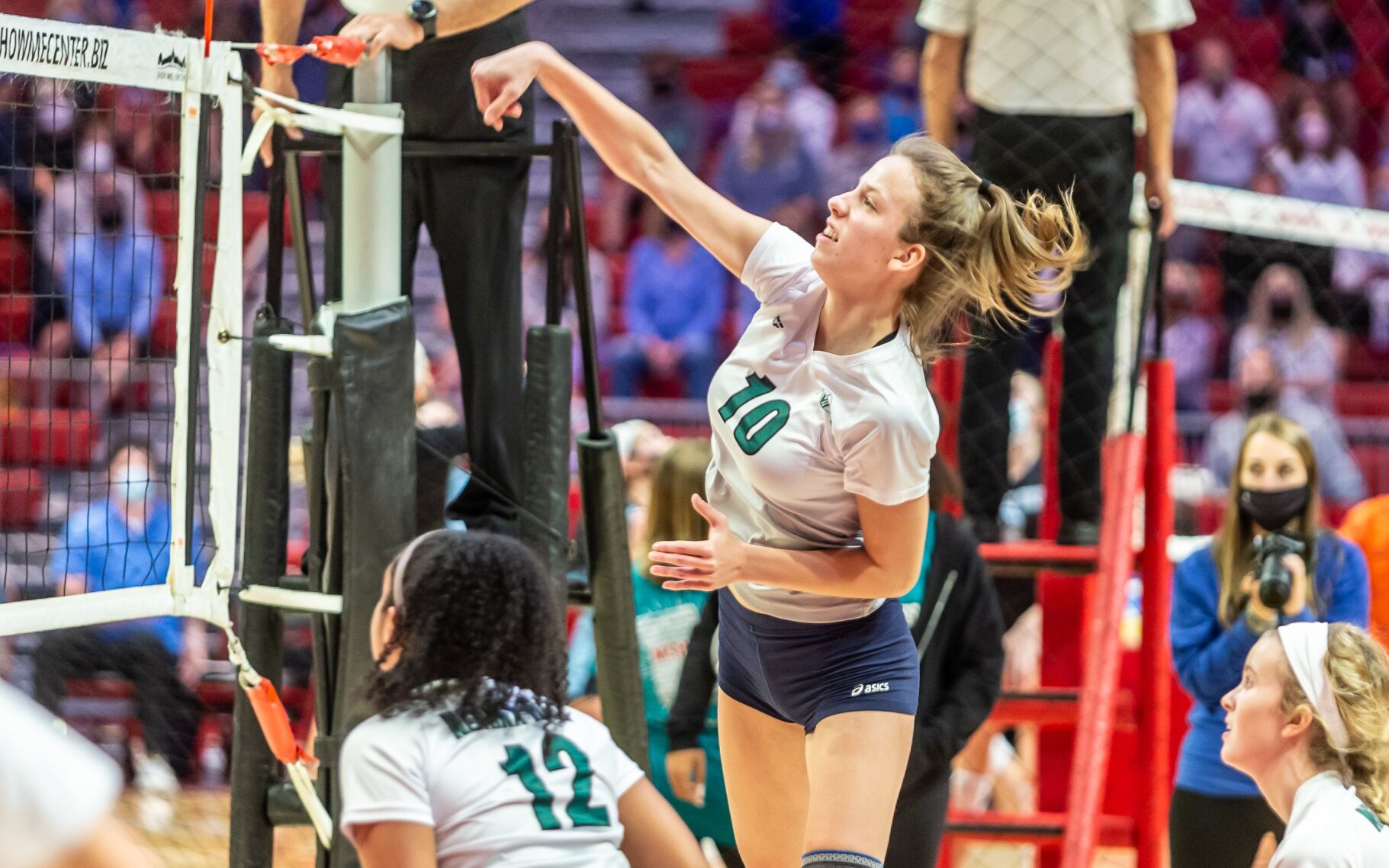 Nerinx Hall vs. Willard volleyball